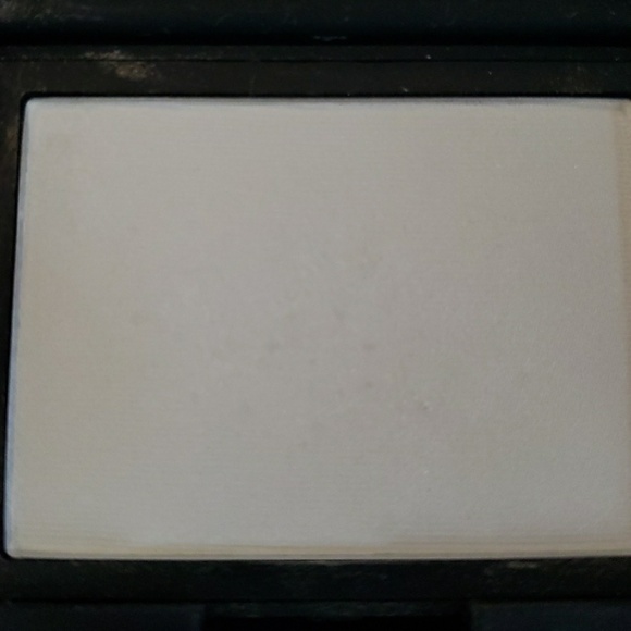 NARS albatross highlighter - Picture 3 of 4